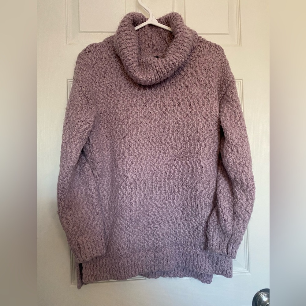 Kenneth Cole Cowl Neck Sweater, size M